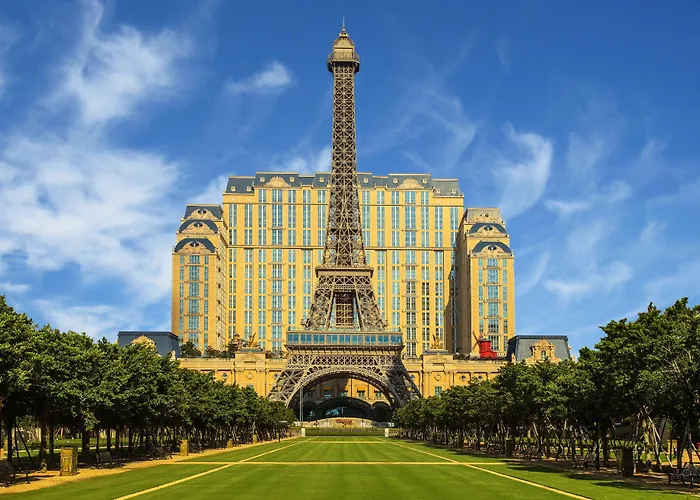 The Parisian Macao