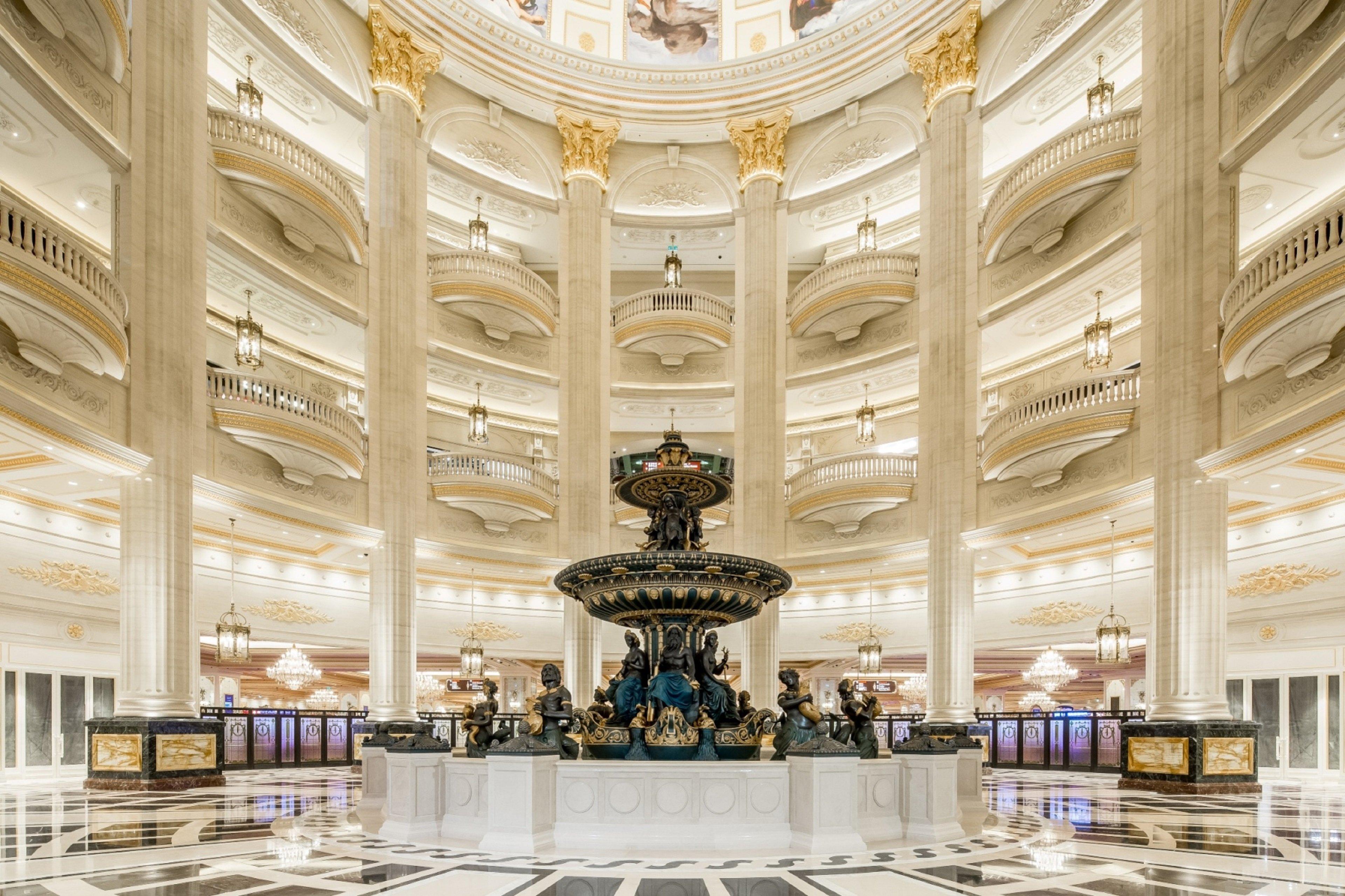 Hotel Parisian