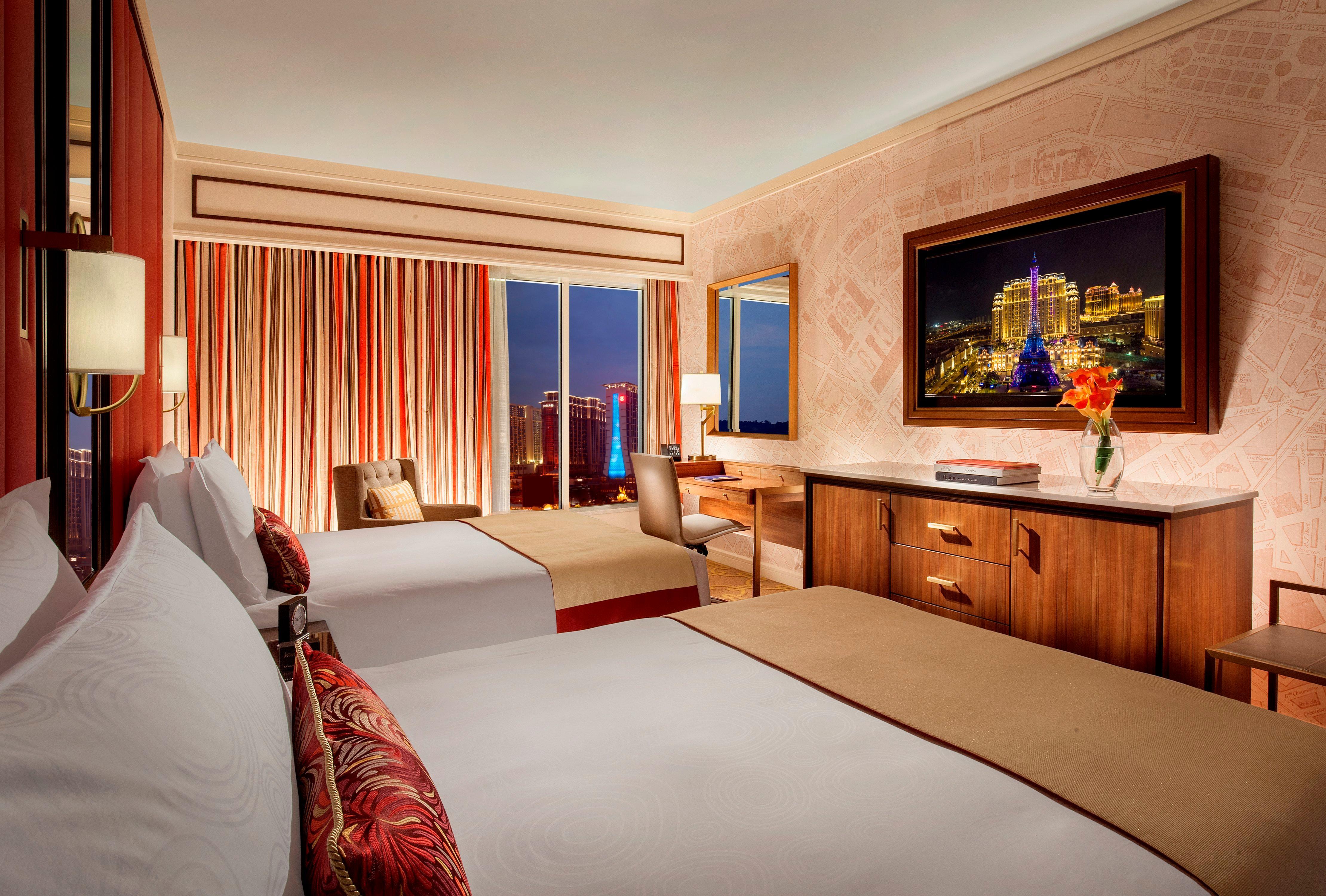Hotel Parisian